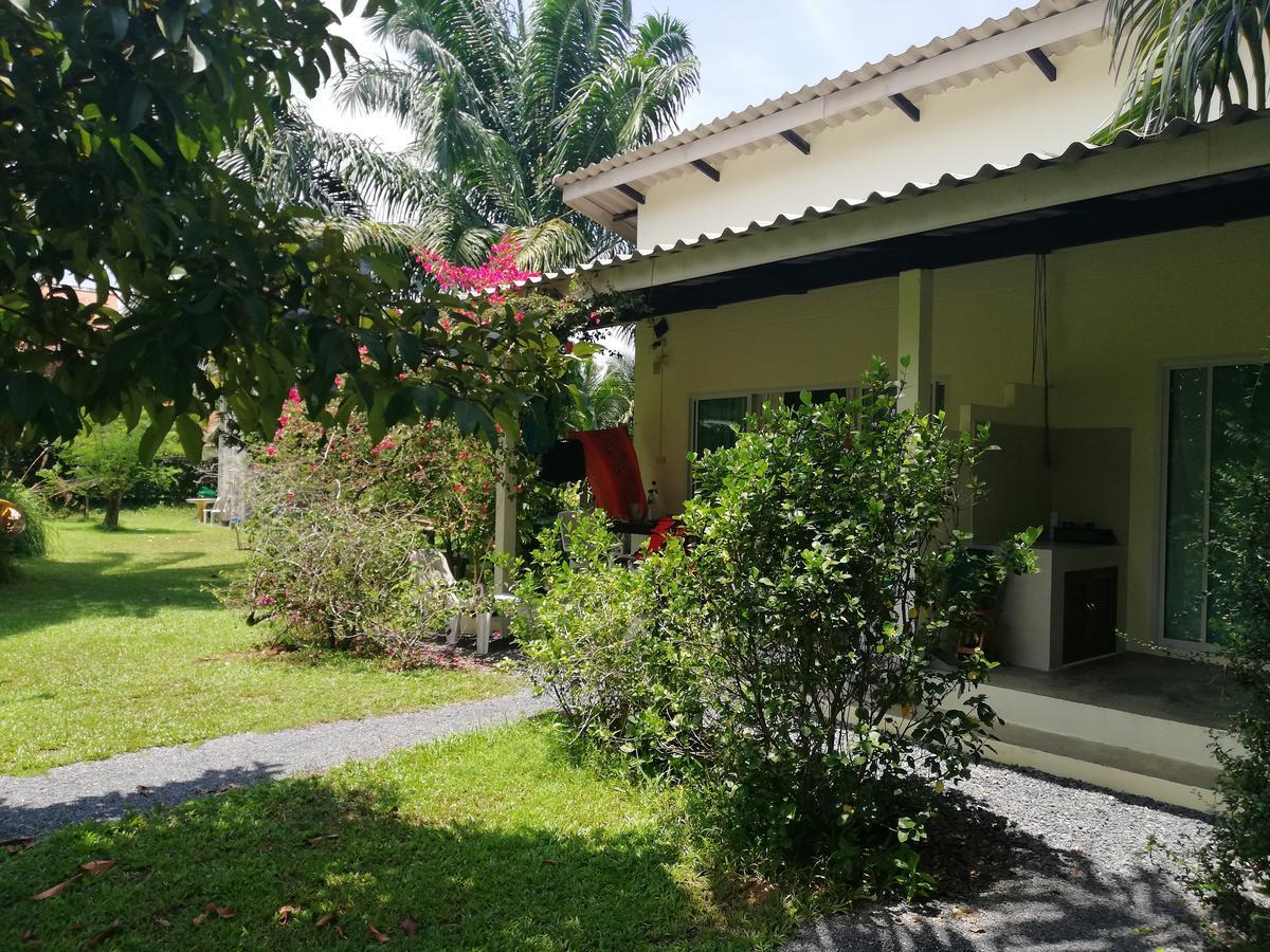 Vila Aathid Garden Khao Lak Exteriér fotografie